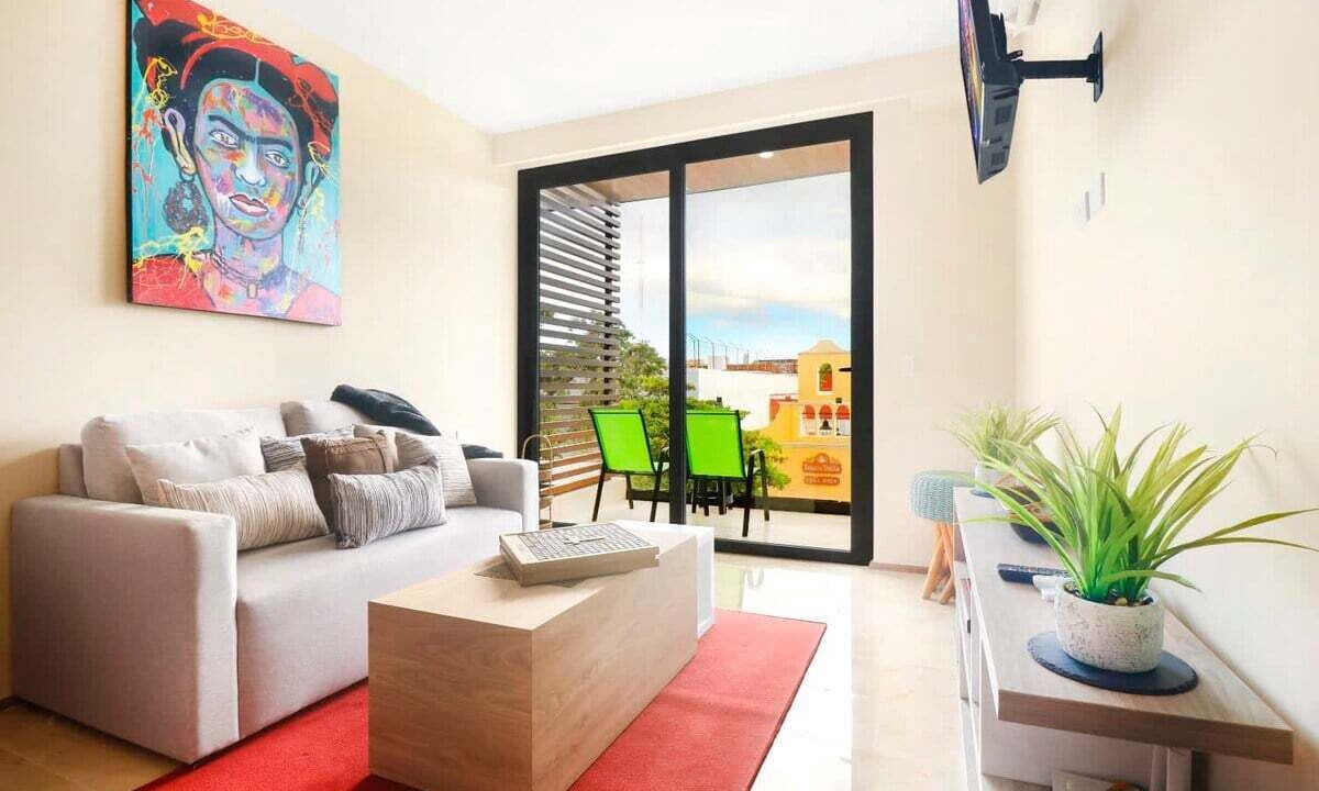 Photo of Livingroom in 12th Street