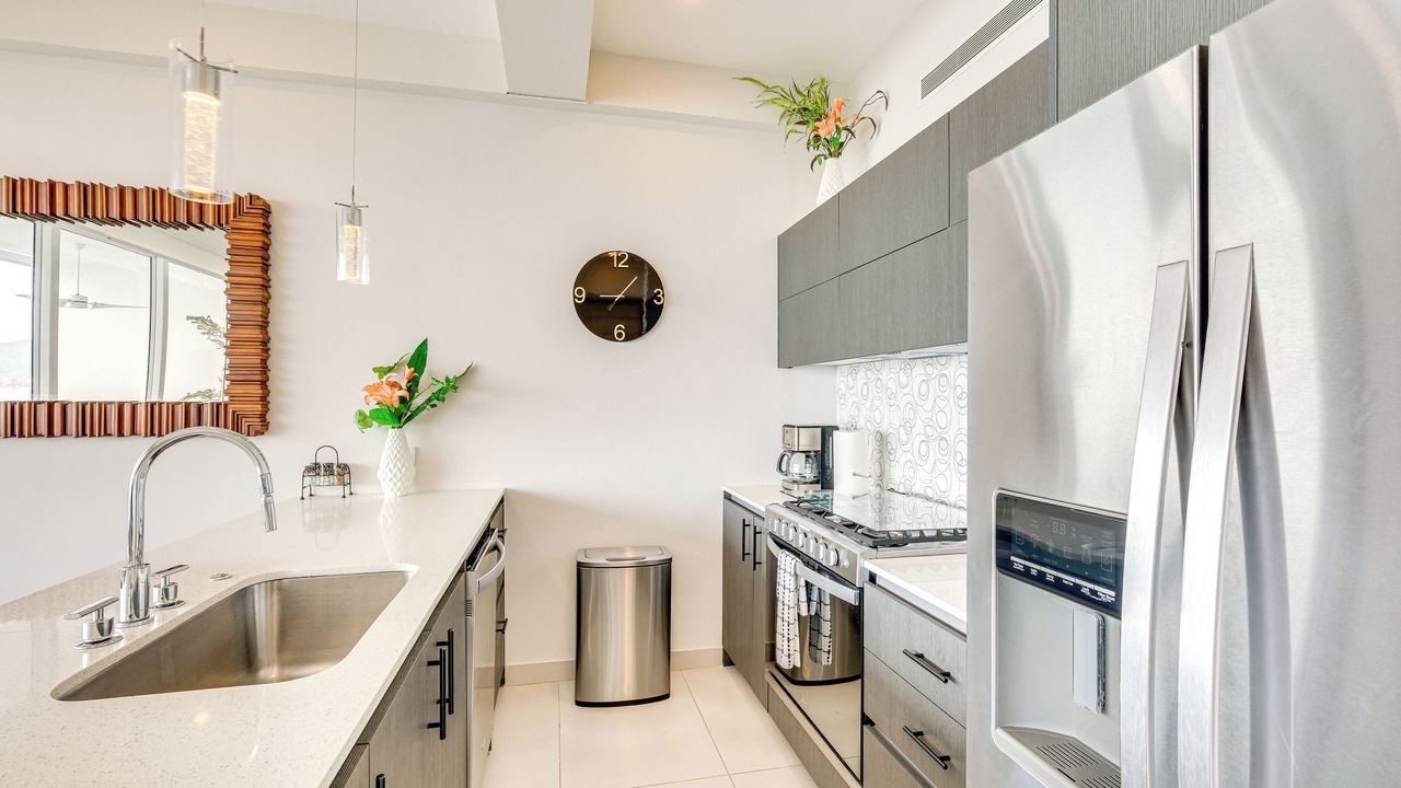 Photo of Kitchen in South Shore Hotel Area