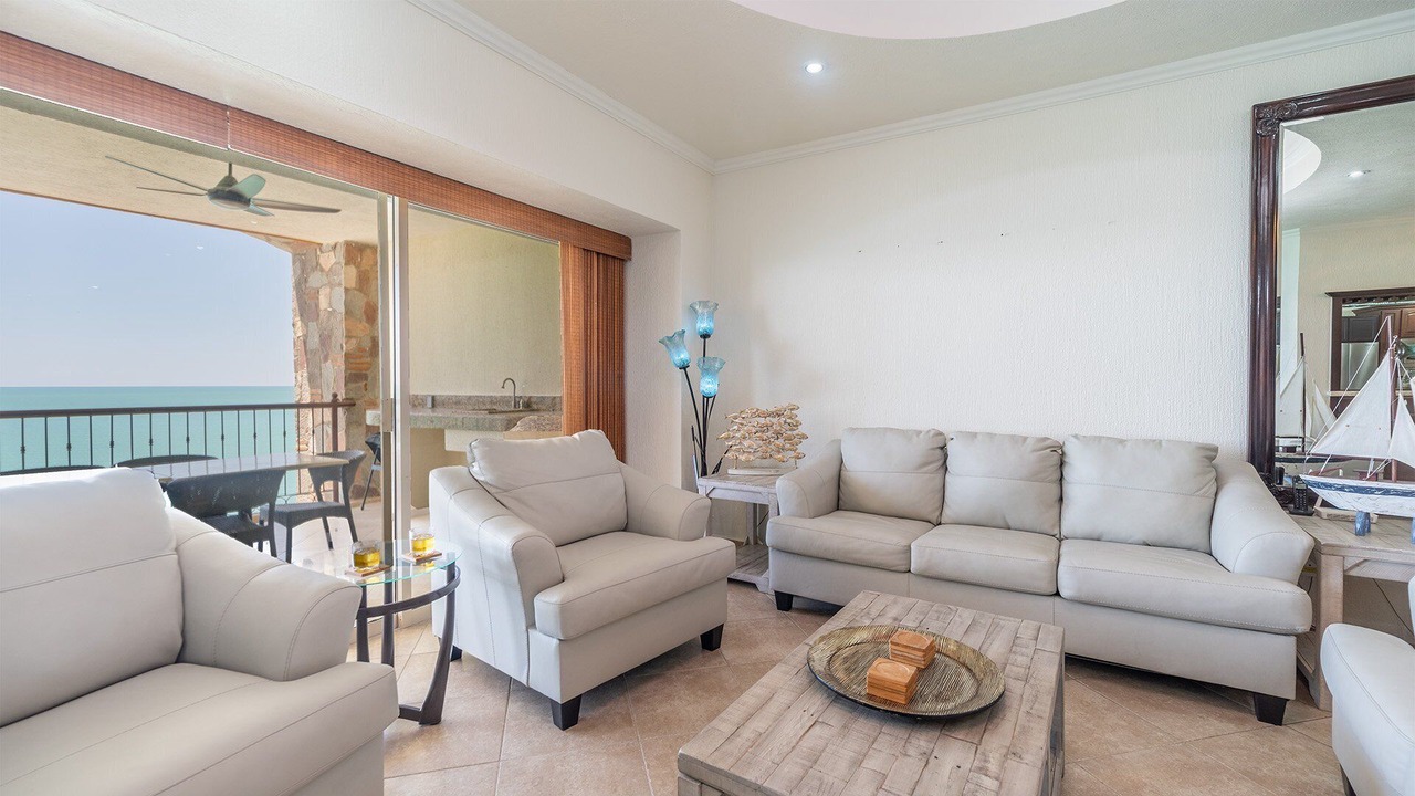 Photo of Livingroom in Bella Vista