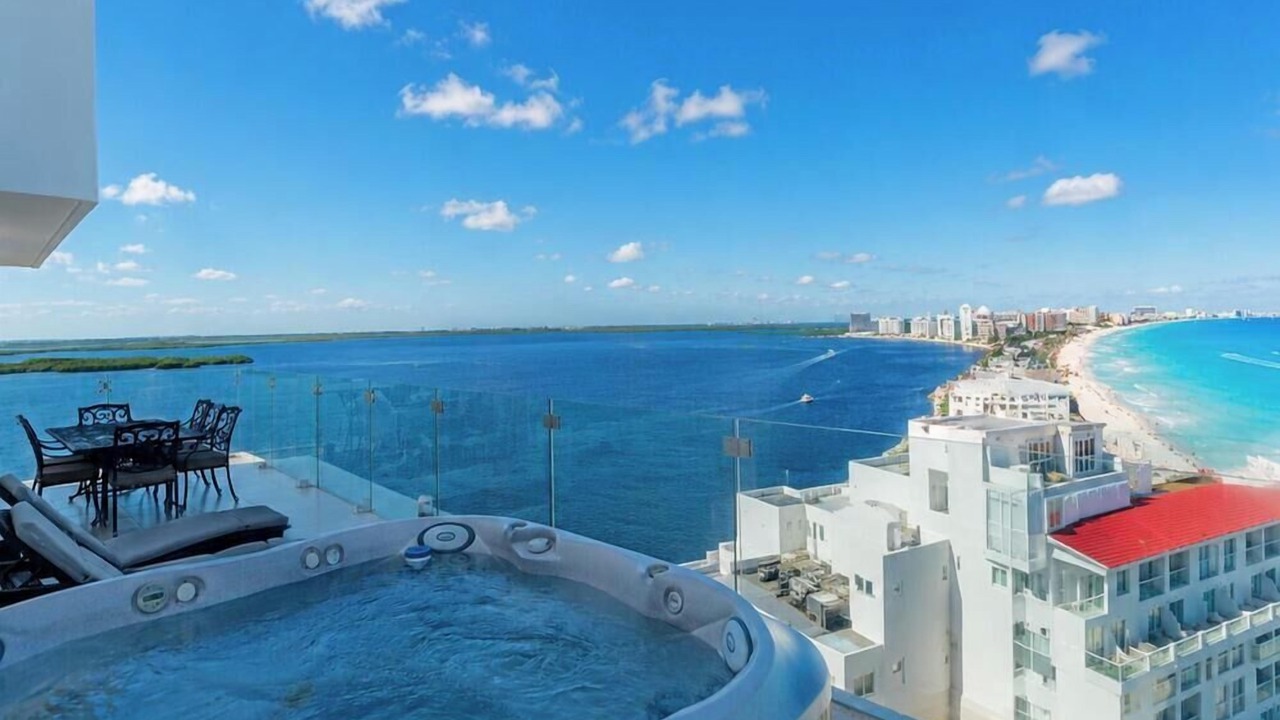 Photo of Patio Balcony in Zona Hotelera