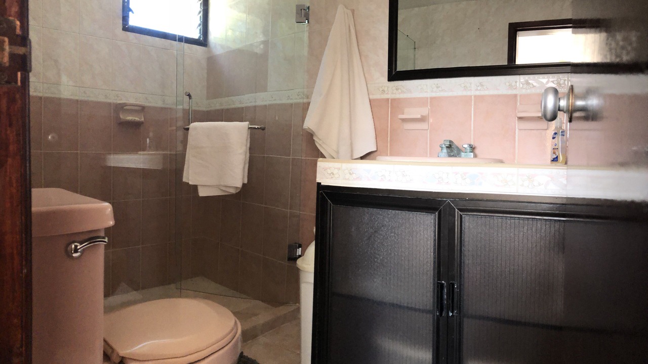 Photo of Bathroom in Ixil
