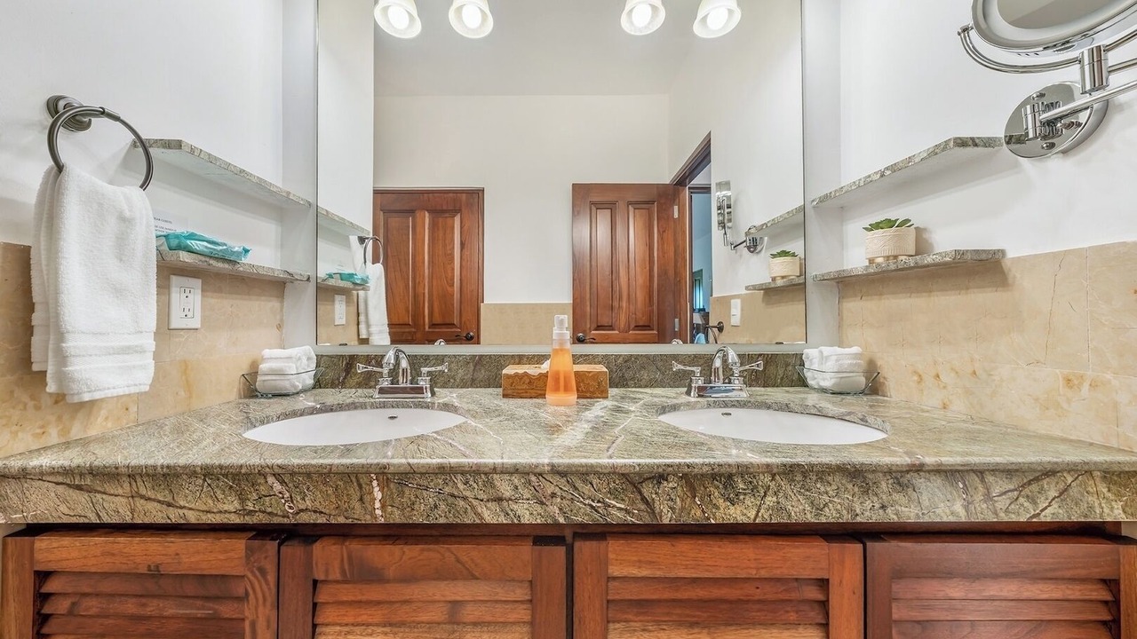 Photo of Bathroom in Colonia Salina Chica