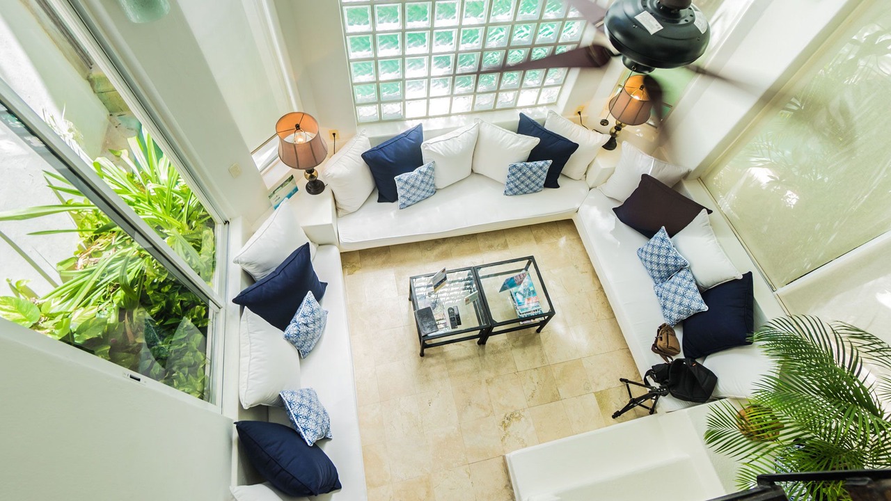 Photo of Livingroom in Downtown
