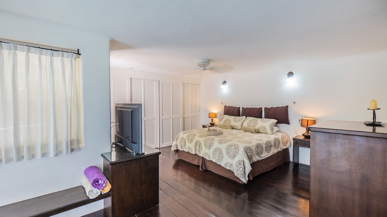 Photo of Bedroom in Downtown