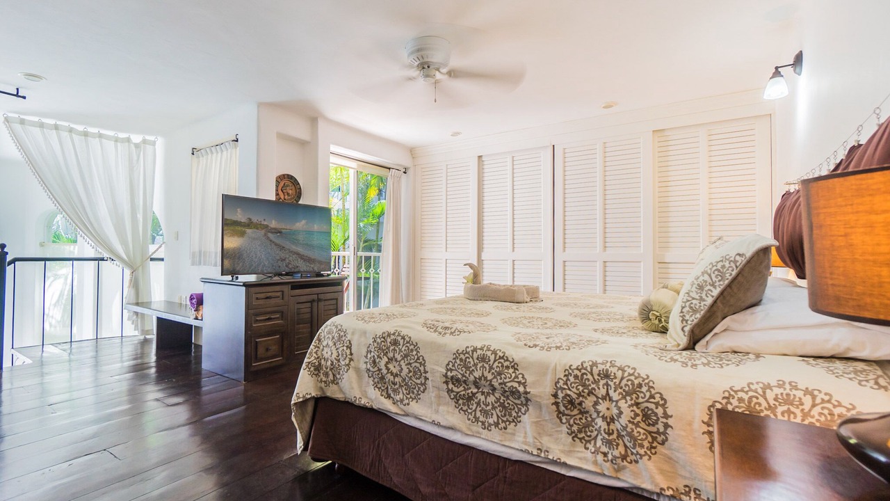 Photo of Bedroom in Downtown