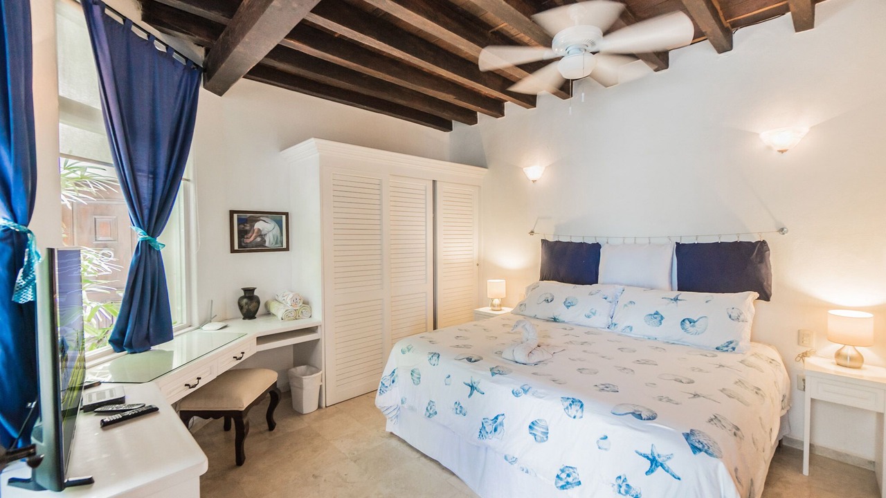Photo of Bedroom in Downtown