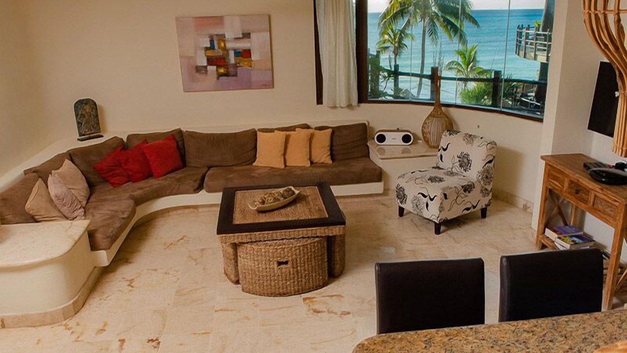 Photo of Livingroom in Downtown