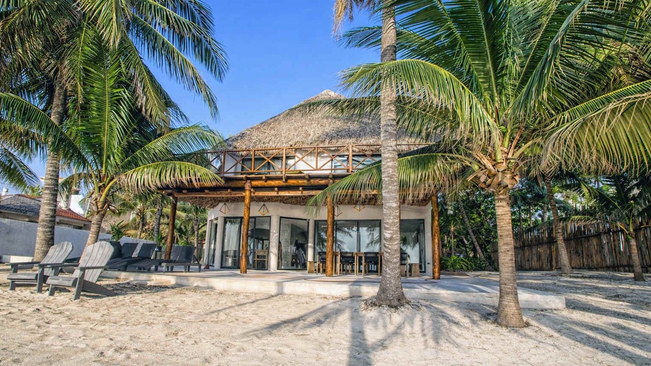 Photo of Patio Balcony in Soliman Bay