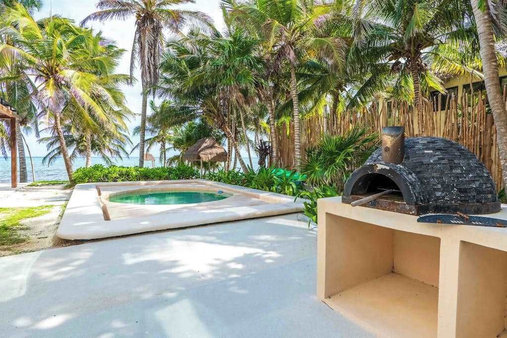 Photo of Patio Balcony in Soliman Bay