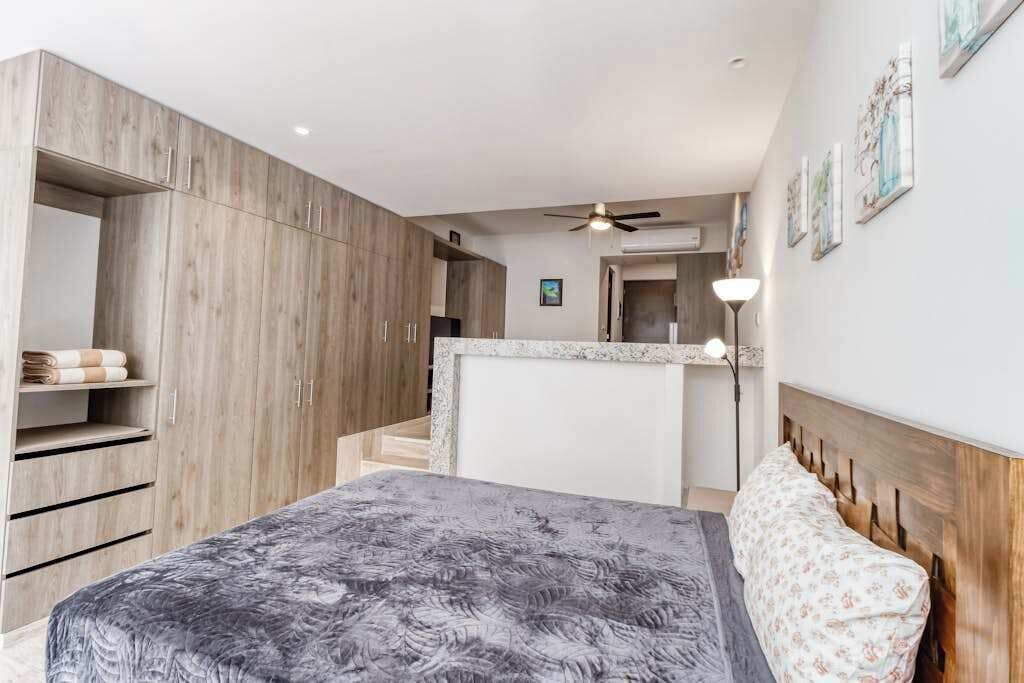 Photo of Bedroom in 12th Street
