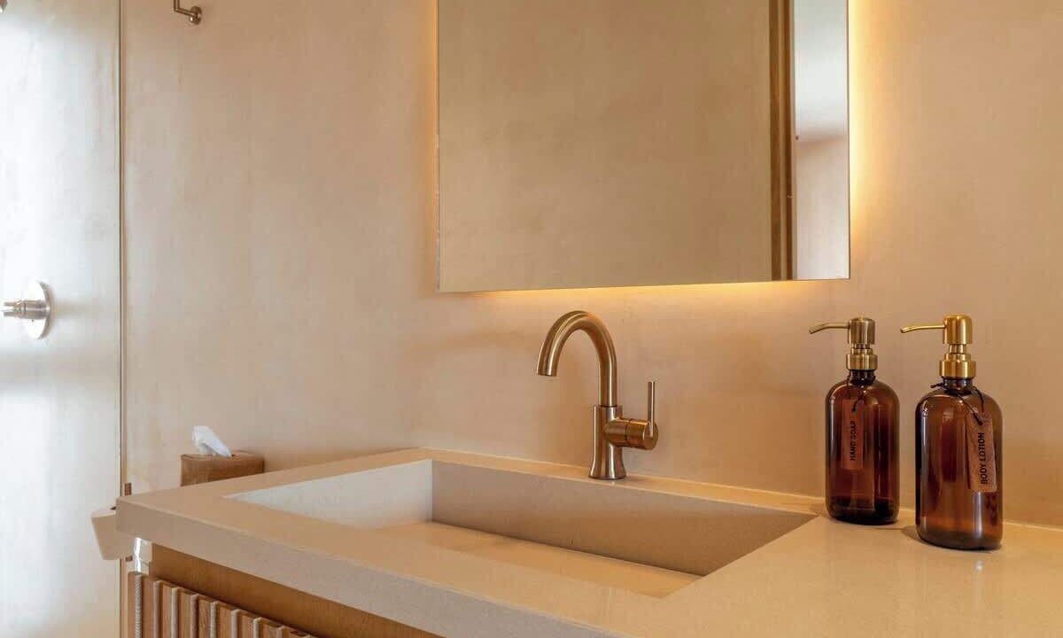 Photo of Bathroom in Zama