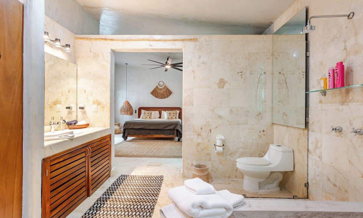 Photo of Bathroom in Playacar Fase II