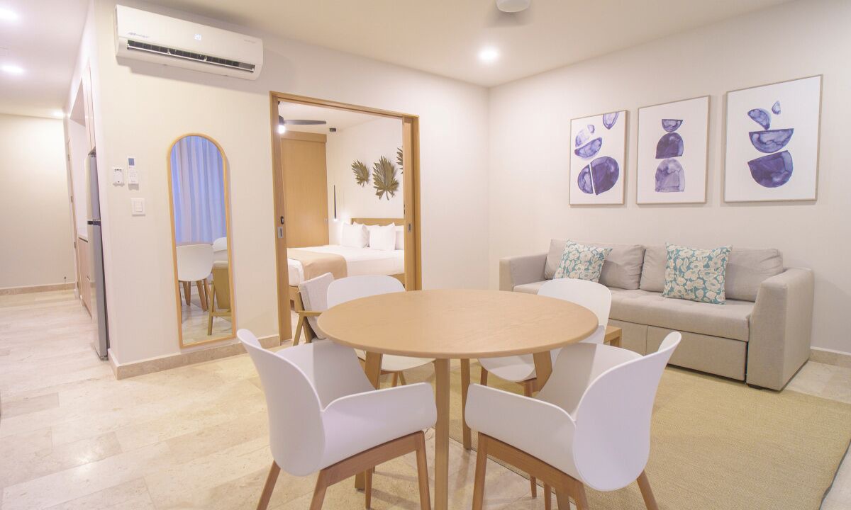 Photo of Livingroom in Downtown