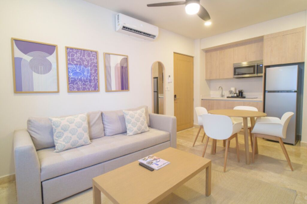 Photo of Livingroom in Downtown