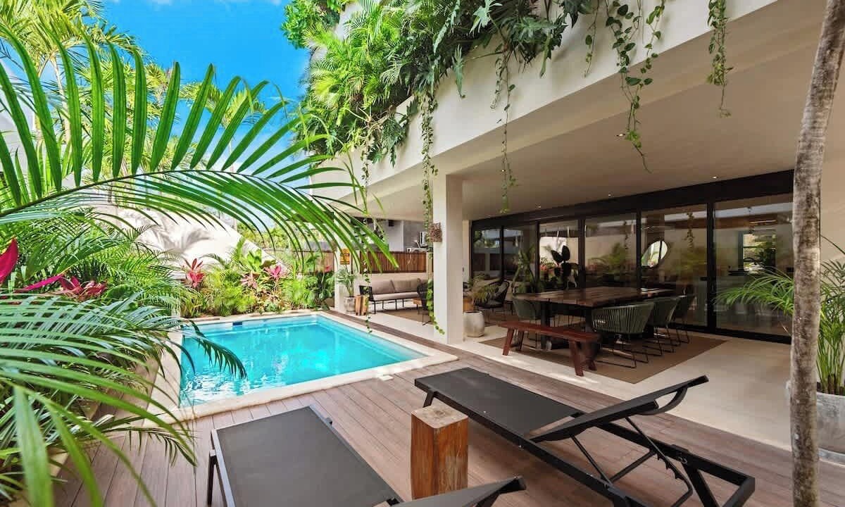 Photo of Patio Balcony in Ek Balam Village