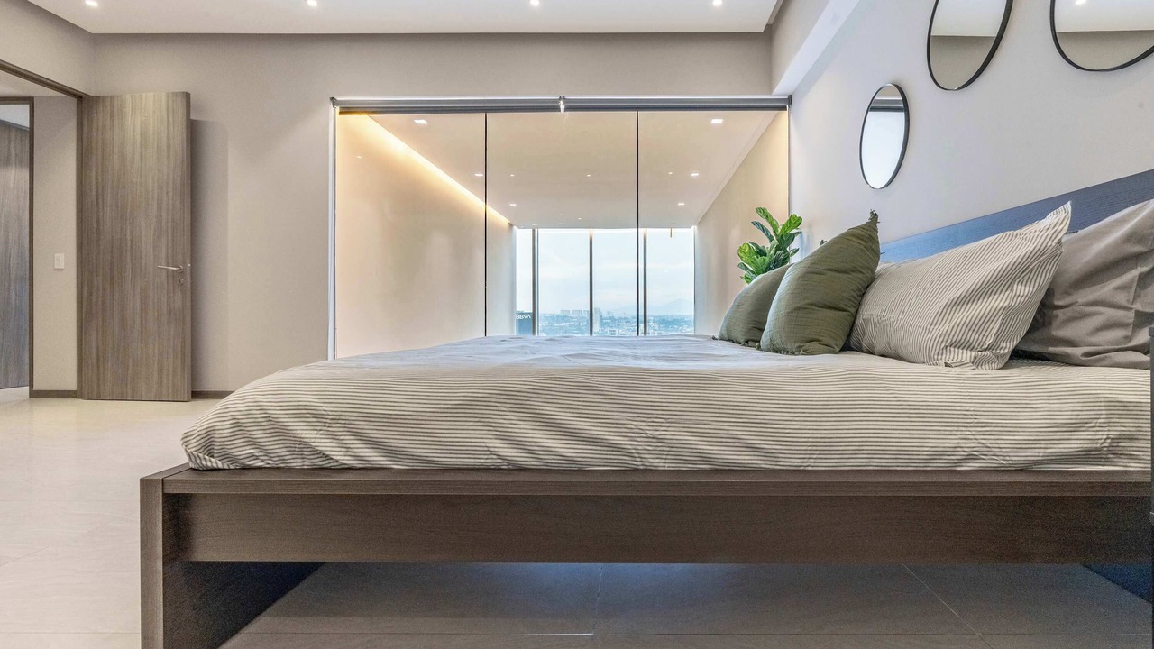 Photo of Bedroom in Financial District
