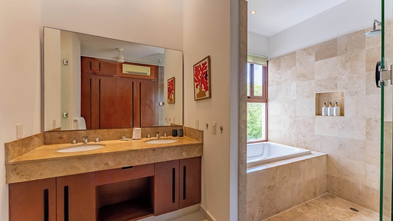 Photo of Bathroom in Puerto Aventuras