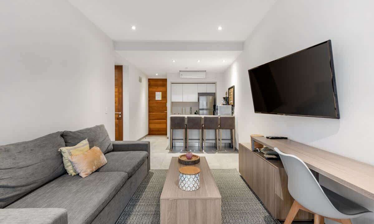 Photo of Livingroom in Downtown