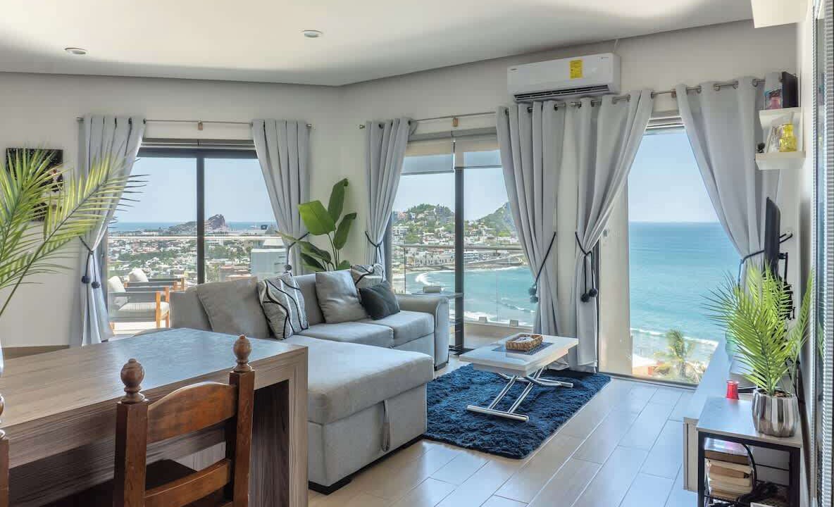 Photo of Livingroom in Balcones de Loma Linda
