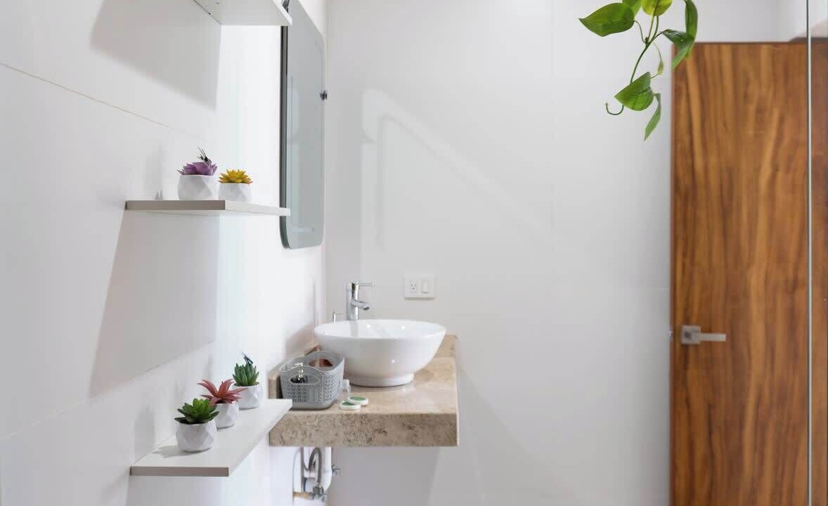 Photo of Bathroom in Balcones de Loma Linda