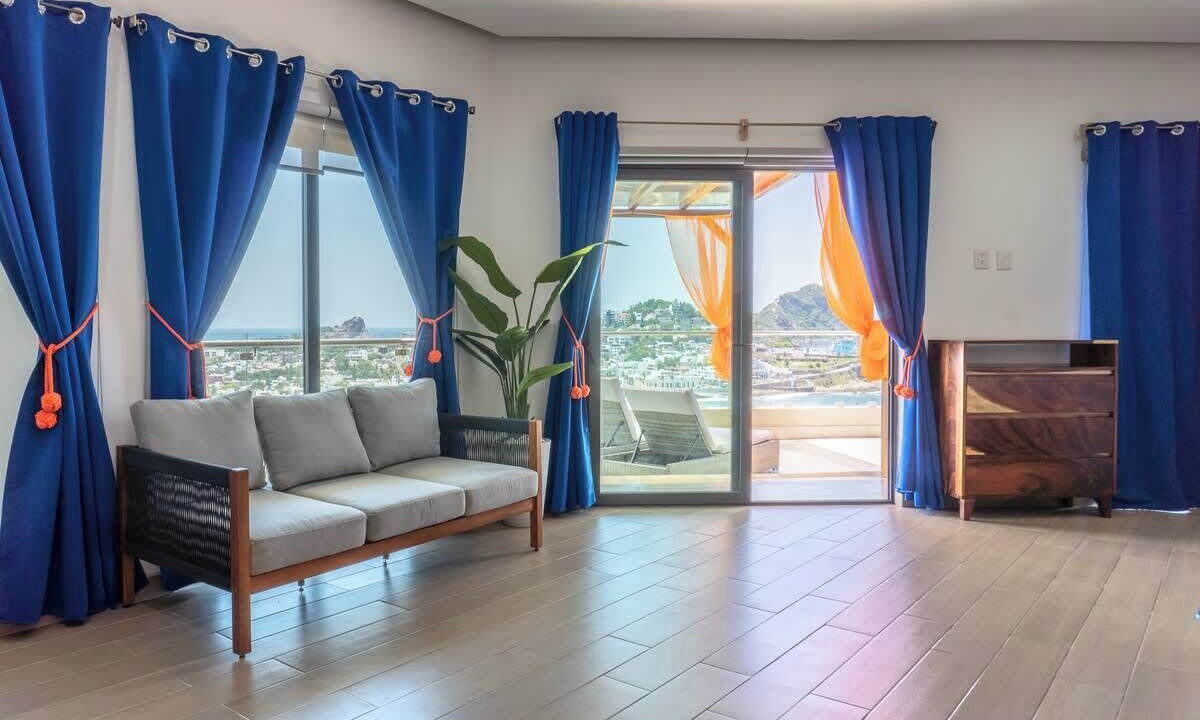 Photo of Livingroom in Balcones de Loma Linda
