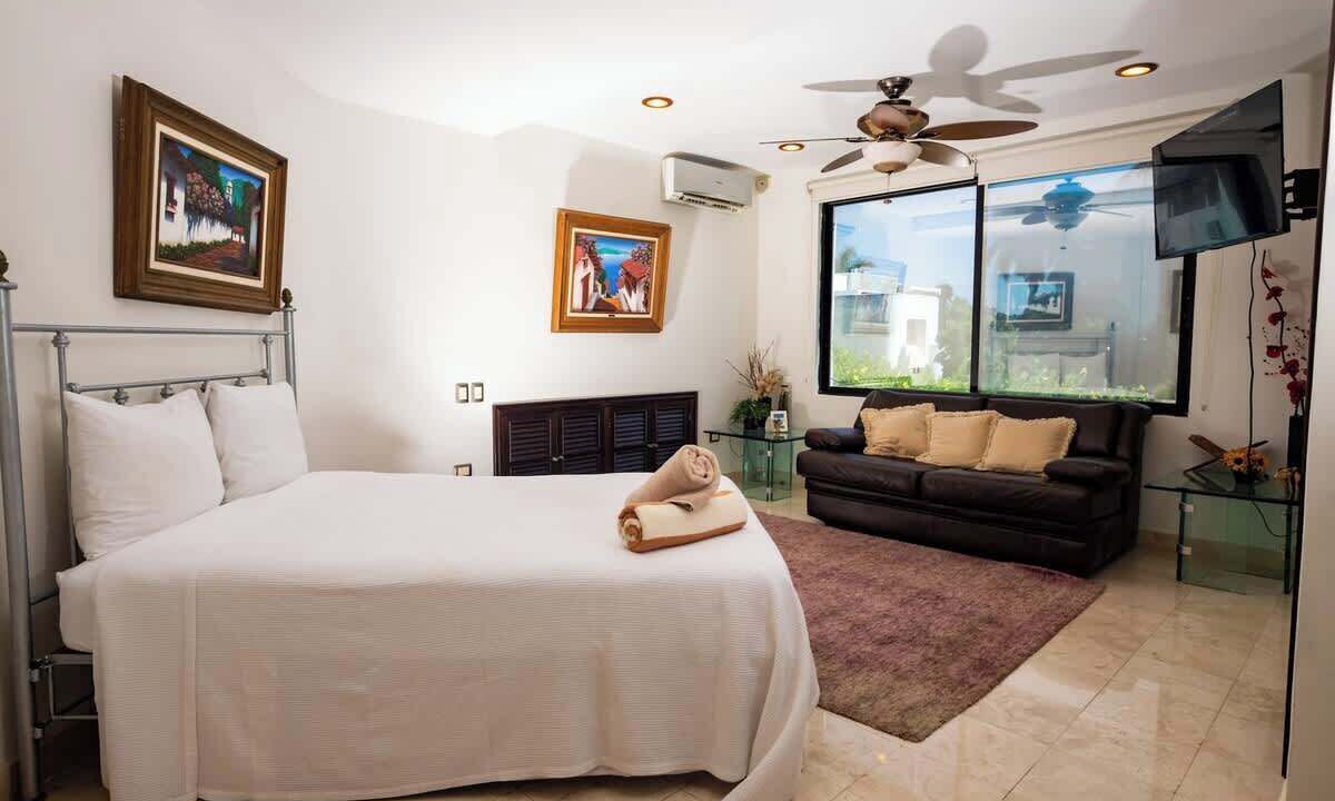 Photo of Bedroom in Zona Hotelera