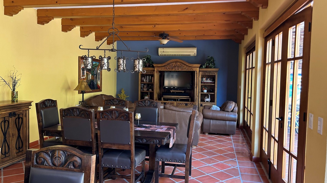 Photo of Bedroom in Nopolo