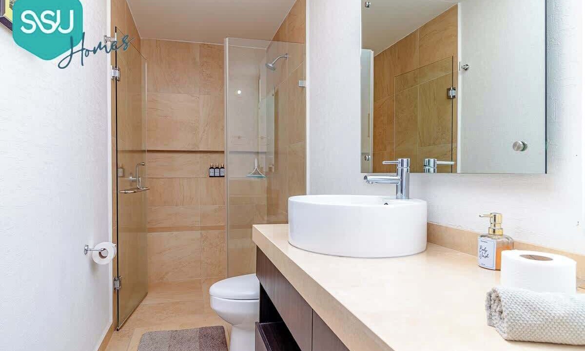 Photo of Bathroom in El Marques