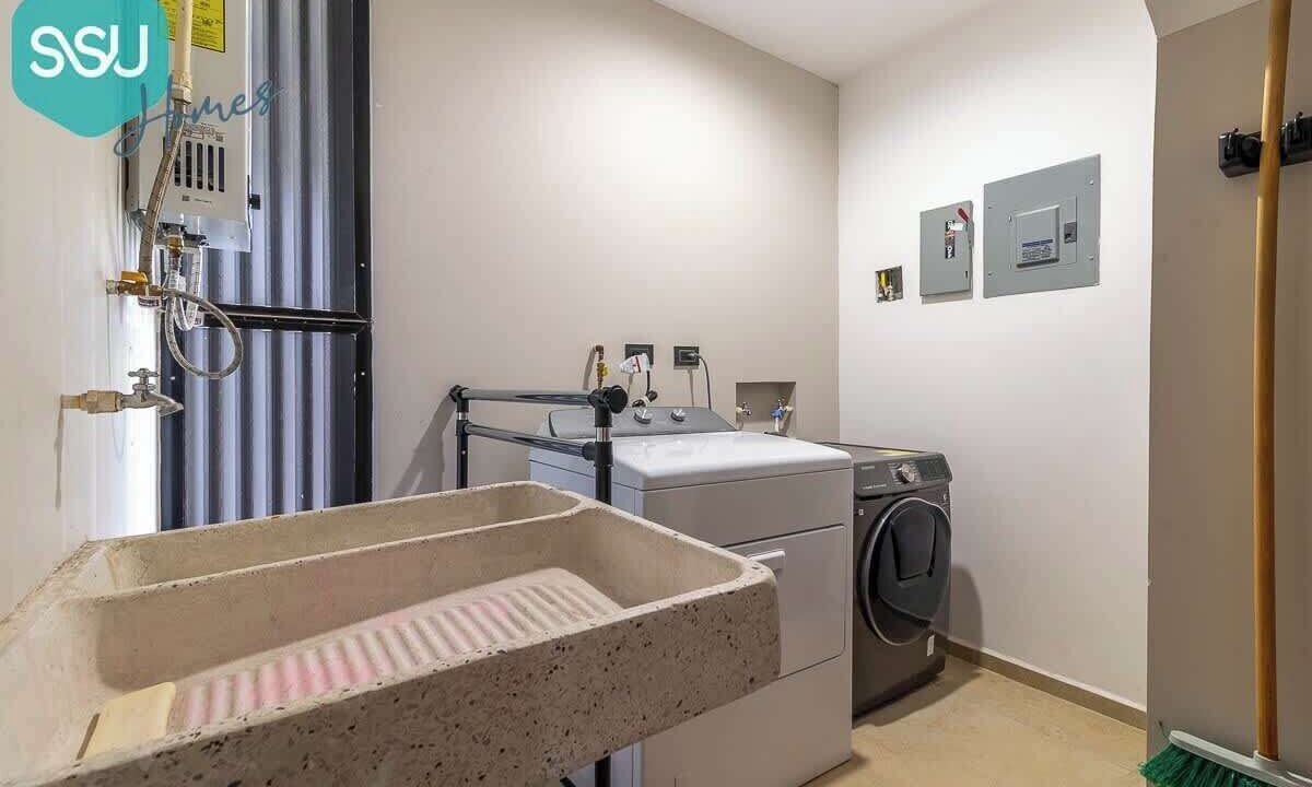 Photo of Bathroom in El Marques