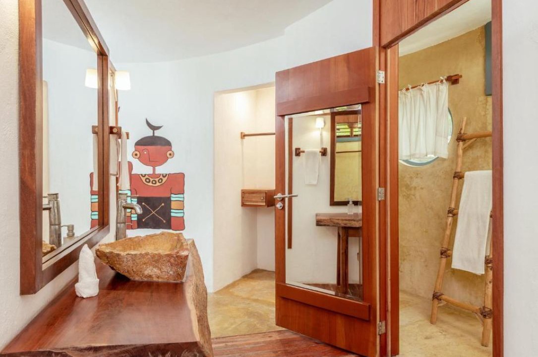 Photo of Bathroom in Zona Hotelera