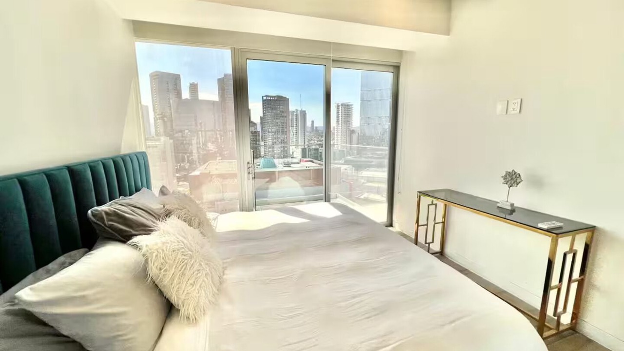 Photo of Bedroom in Financial District