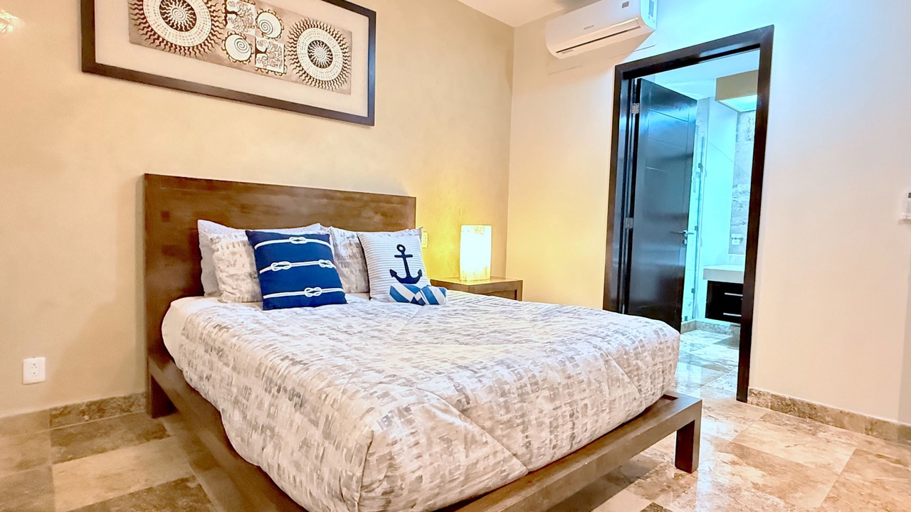 Photo of Bedroom in 12th Street