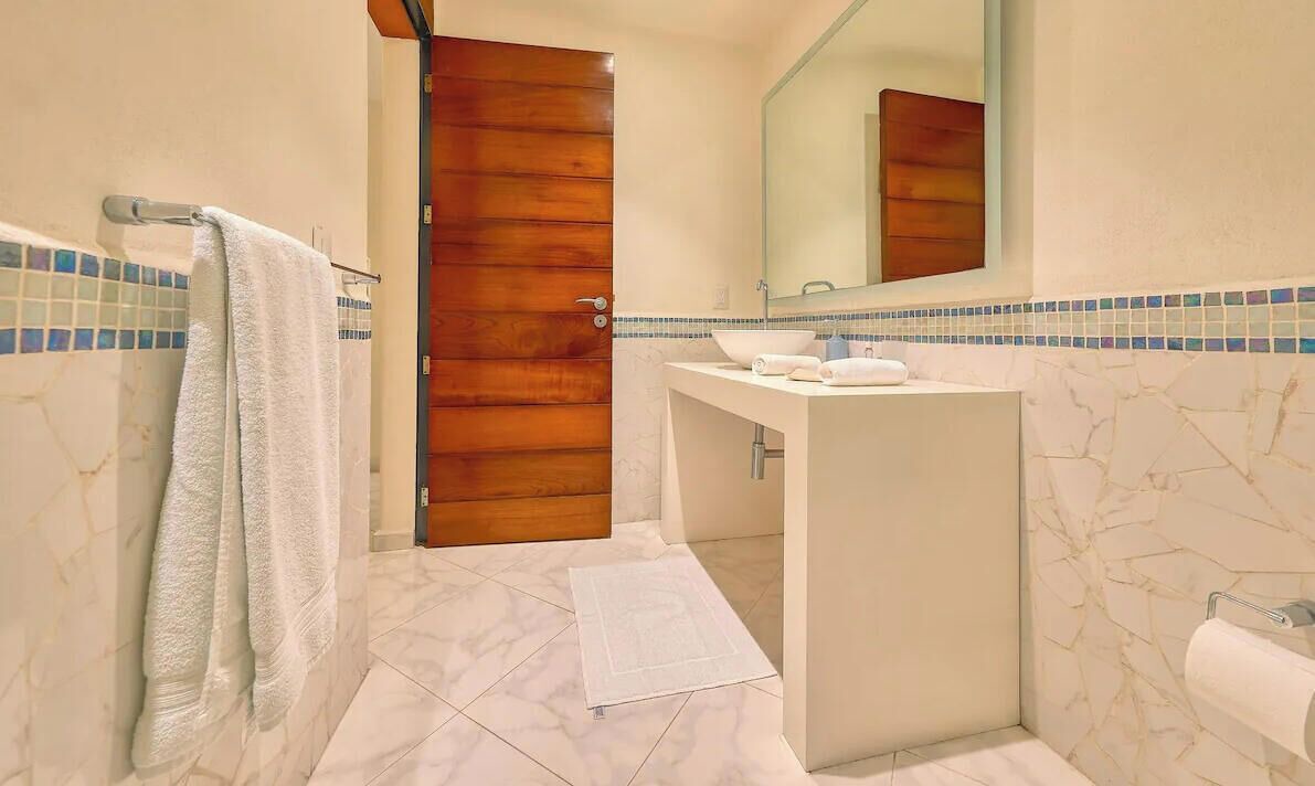 Photo of Bathroom in La Cruz de Huanacaxtle