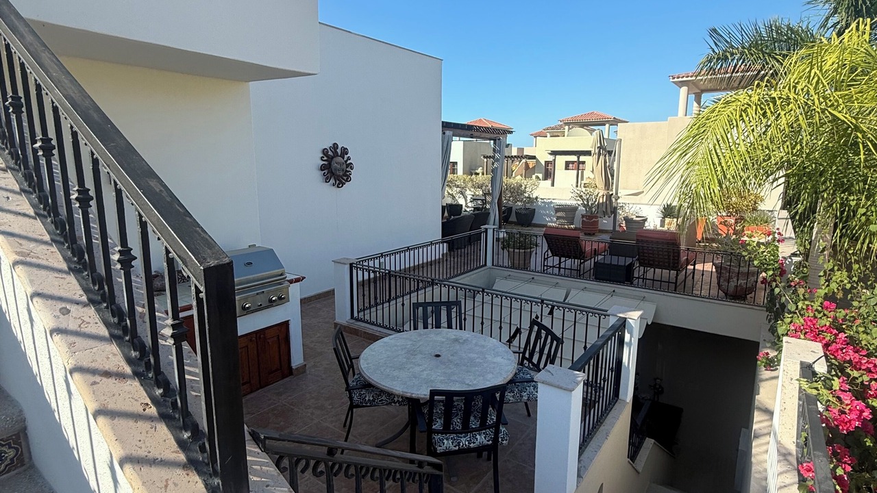 Photo of Outdoor in Nopolo
