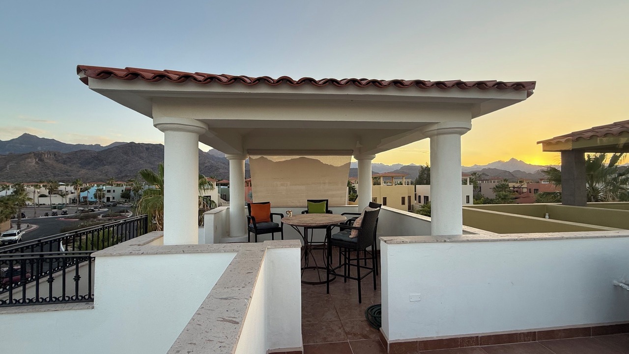 Photo of Outdoor in Nopolo