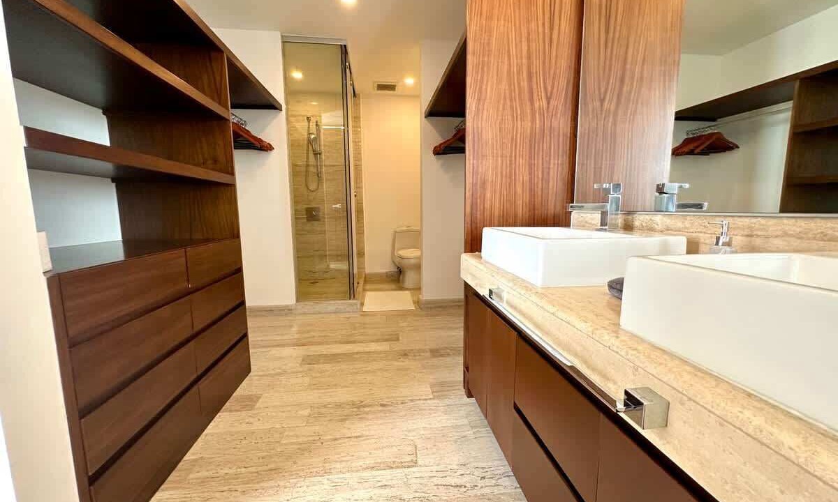 Photo of Bathroom in Zona Hotelera