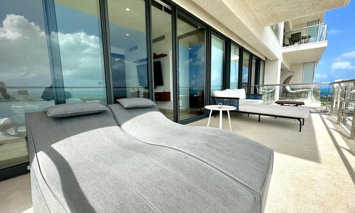 Photo of Patio Balcony in Zona Hotelera