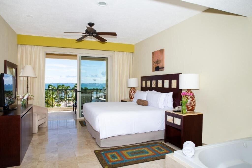 Photo of Bedroom in Playa Mujeres