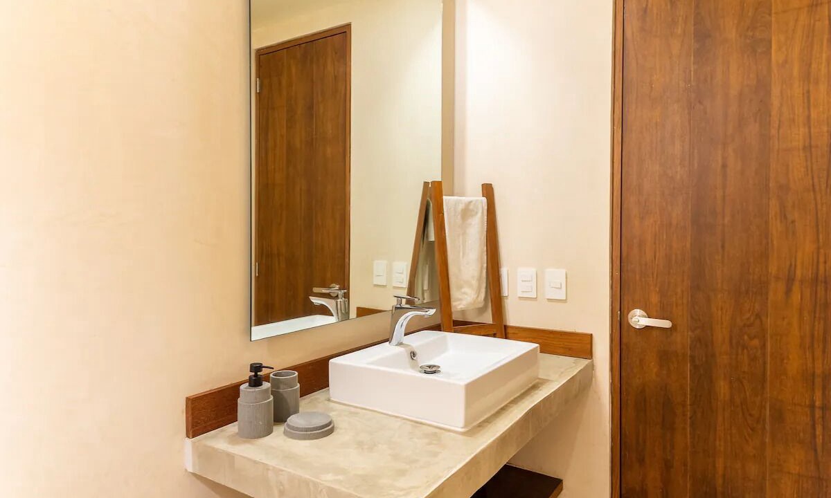 Photo of Bathroom in Zama