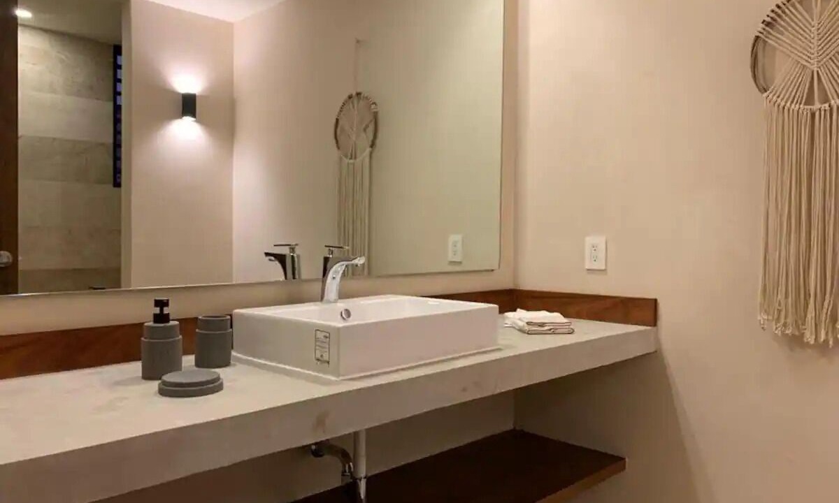 Photo of Bathroom in Zama