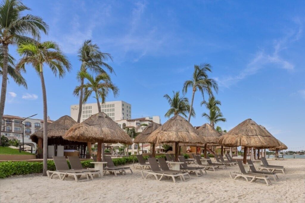 Photo of Others in Punta Cancun