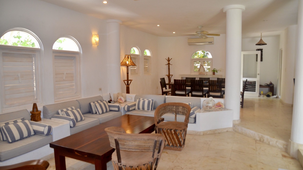 Photo of Livingroom in Playacar
