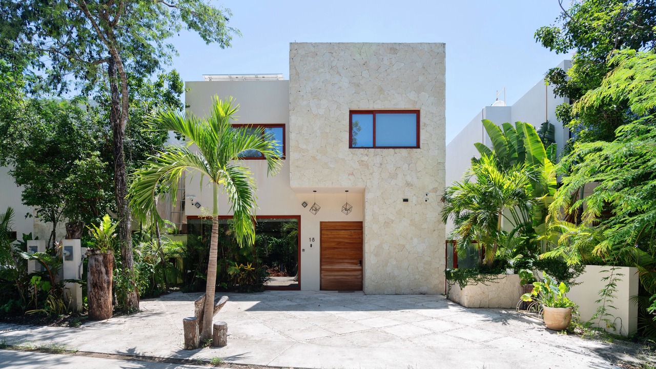 Photo of Outdoor in Zama