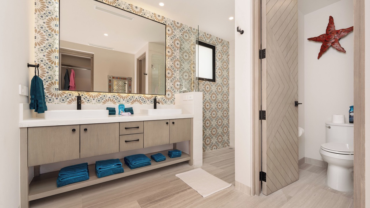 Photo of Bathroom in Sunset Beach