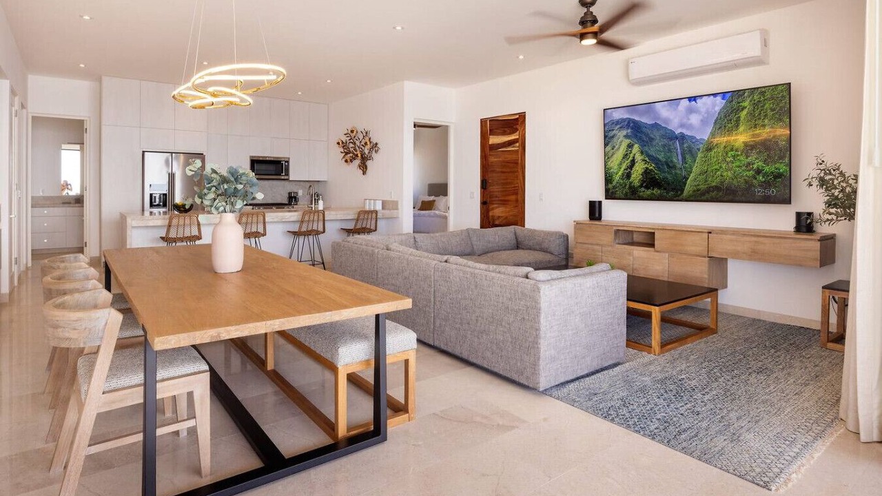 Photo of Livingroom in Cerritos