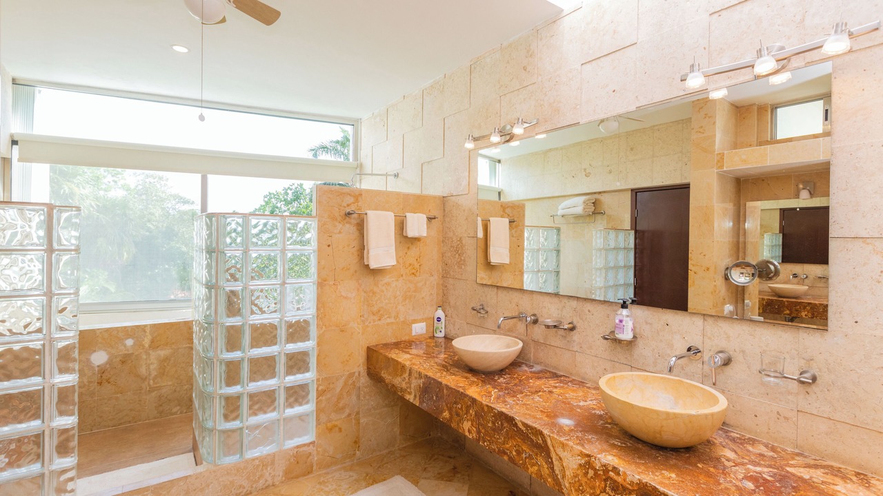 Photo of Bathroom in Playacar
