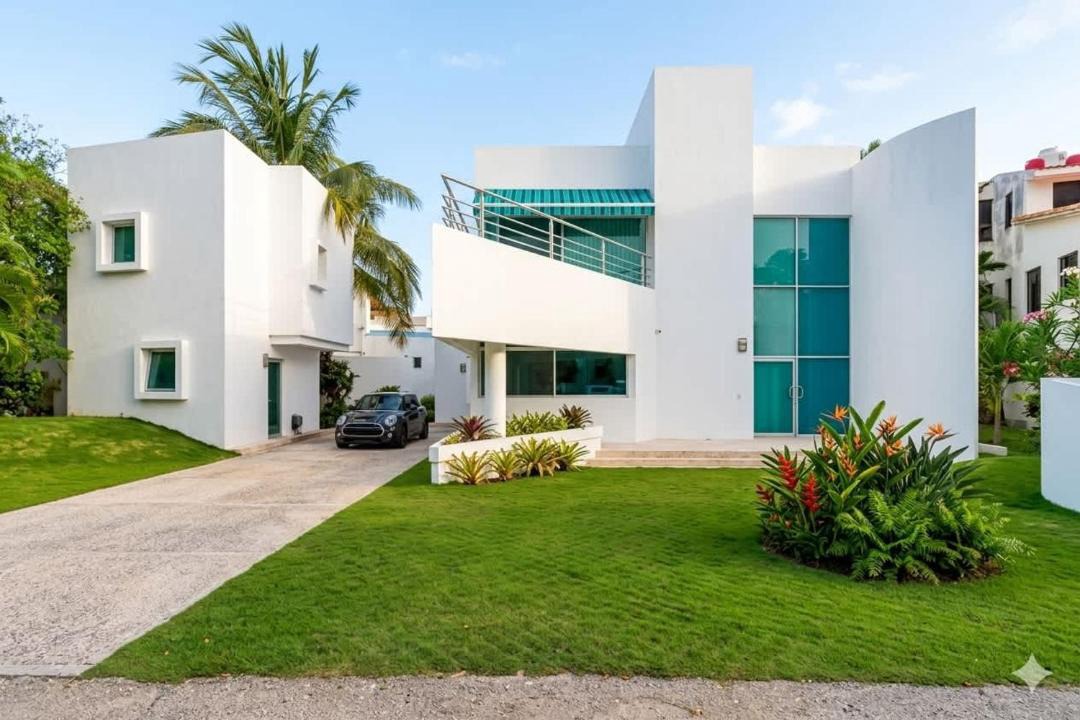 Photo of Others in Playacar