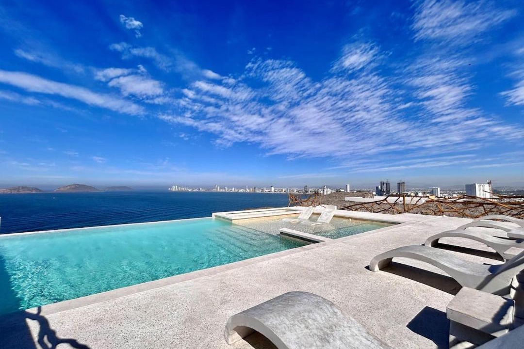 Photo of Patio Balcony in Balcones de Loma Linda