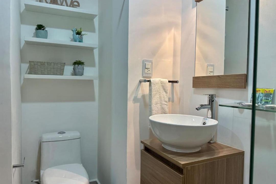 Photo of Bathroom in Balcones de Loma Linda