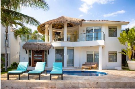 Photo of Others in Playacar